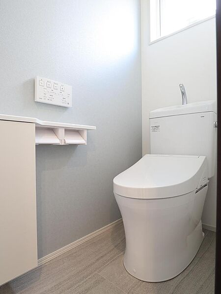 トイレを拡大表示