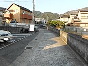ゆるやかな坂道です。