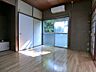 室内：収納付きでお部屋をすっきり使える1階洋室6帖♪