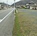 外観：物件西側から公道沿いに撮影しました