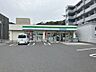 周辺：ファミリーマート己斐中一丁目店570ｍ