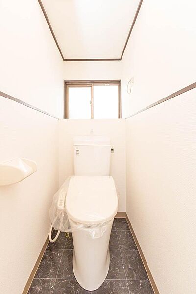 トイレを拡大表示