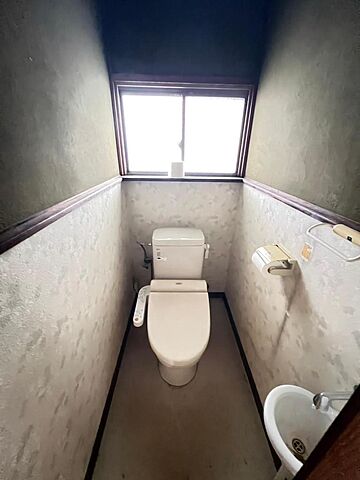 トイレ 尾道市栗原町5882-3