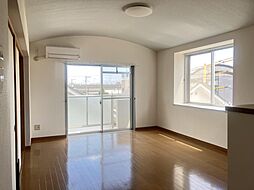 カトル・セゾン 301 3階2LDKのリビング/ダイニング