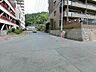 周辺：敷地内2台駐車付！無料なのも嬉しいポイントです♪