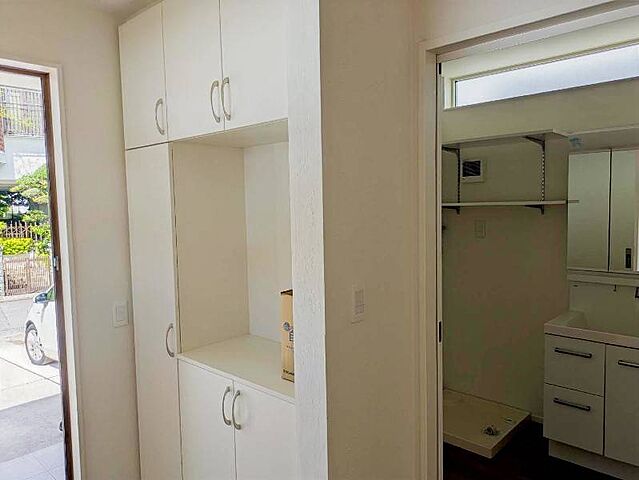  浦添市宮城6丁目6番地