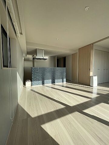  バス あしびなー下車 徒歩4分