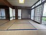落ち着いた雰囲気の和室付きです