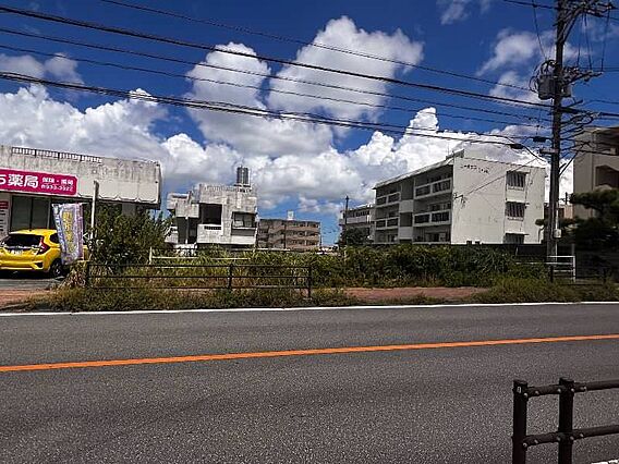 大通り沿い