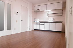 第7ゴトービル 4階3DKの室内