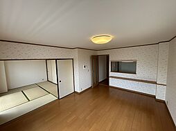 高知市中久万 2LDK 2F(初期費用減額CP) 2階2LDKのリビング/ダイニング