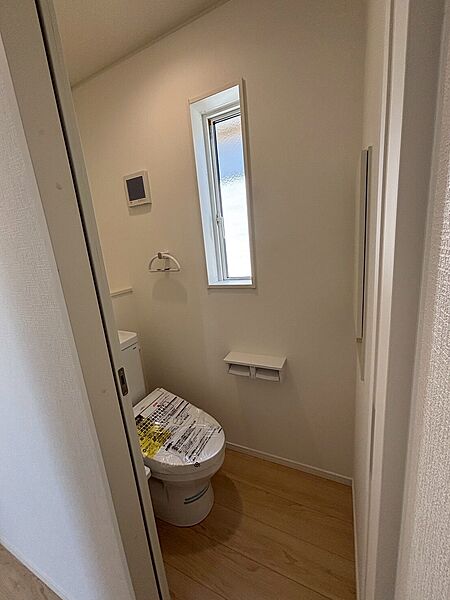 トイレを拡大表示