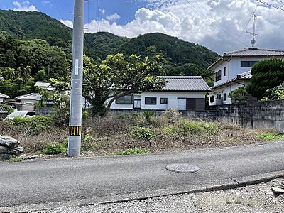 外観：敷地北側から。