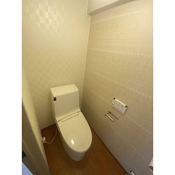 トイレを拡大表示
