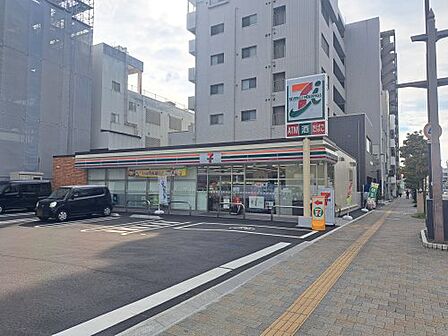 【コンビニエンスストア】セブンイレブン 松山千舟町6丁目店まで71m
