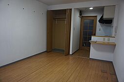 エトワール東青田 ３０４号室、芸工大迄0.8キロ 3階1Kのリビング/ダイニング