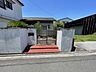 外観：くすりのレディフジ伊予店まで約900ｍ♪