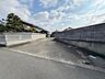 外観：近隣の駅まで徒歩約4分♪横河原や松山市久米方面や松山市駅方面の路線です♪