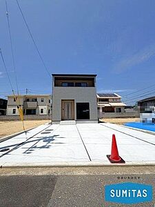 外観:松山市石風呂町にあります、3SLDK新築戸建です♪ 外観:松山市石風呂町にあります、3SLDK新築戸建です♪
