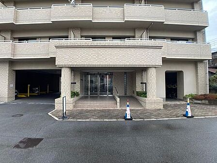 市内中心部近く！近隣商業施設へのアクセス良好な立地です♪