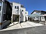 外観：バス停まで徒歩約5分♪中心地方面へアクセスできる便利な路線で、毎日の通勤や通学も快適です♪