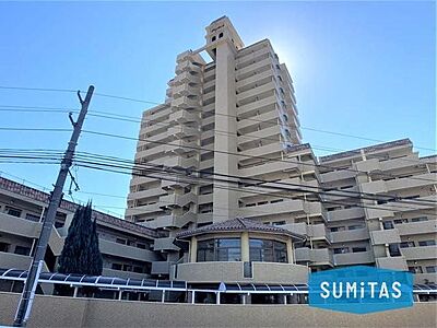 外観：松山市土居田町にあります、2000年築15階建てのマンションです♪