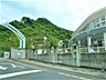 周辺：松山市立姫山小学校 738m