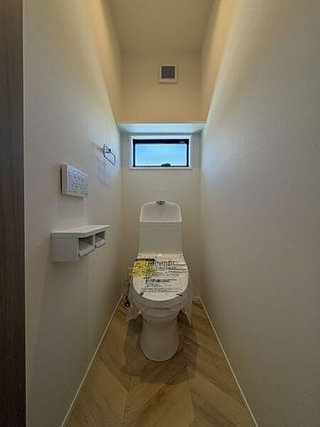 トイレを拡大表示