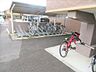外観：駐輪スペースもございます♪近隣は自転車でも行ける商業施設が多いので、所有しやすい立地です♪