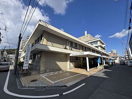 松山まどんな病院 653m