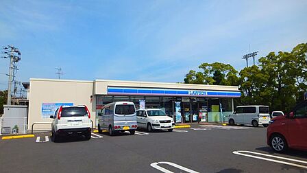 ローソン 大津町一丁目店 473m