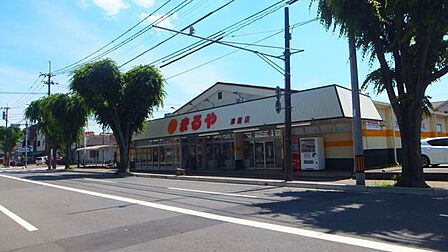 まるや津留店 347m