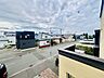 その他：【眺望】2階からは周囲の住宅街を見渡す、視界の開けた眺めが広がります。