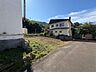 外観：【現地土地写真】解体費用がかからない現況更地。引渡し後は速やかにマイホーム建築が可能です。