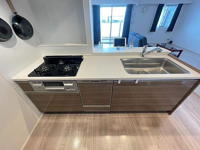  ワイズエステムコート北谷伊平ウェスト 3階/3--