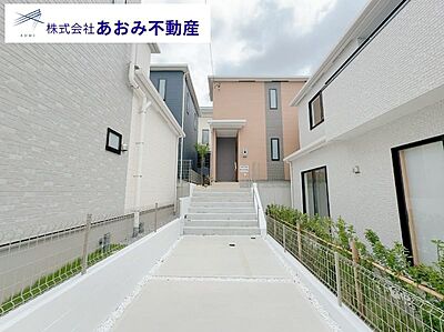 外観:F号棟☆1LDK+納戸5.0帖・5.25帖+ウォークインクローゼット☆駐車2台可能♪ 外観:F号棟☆1LDK+納戸5.0帖・5.25帖+ウォークインクローゼット☆駐車2台可能♪