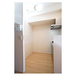 D-room赤塚 B
