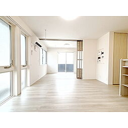 ロンターノ 103 1階1LDKのリビング/ダイニング