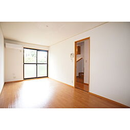 ニューレジデンス 105 1階2LDKのリビング/ダイニング