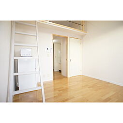 プラトン−21 202 2階1Kのリビング/ダイニング