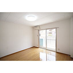 グランドール 302 3階1Kのリビング/ダイニング