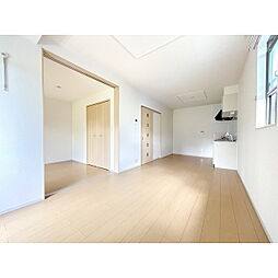 ヴィラ　ポップ 203 2階2LDKのリビング/ダイニング