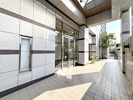 家族が毎日通るエントランスだから安心感は大切です