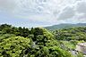 周辺：雄大な山々のパノラマビューが魅力です