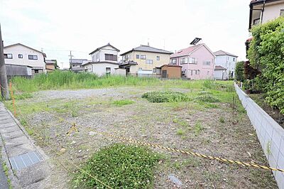 外観:磐田市白羽♪広々約297坪の売土地です♪?二世帯住宅の建築にもおすすめです♪(東側道路より撮影) 外観:磐田市白羽♪広々約297坪の売土地です♪?二世帯住宅の建築にもおすすめです♪(東側道路より撮影)