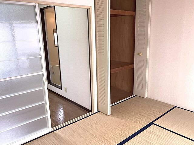 寝室