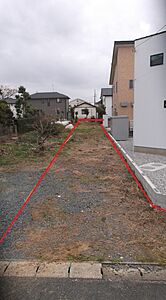 外観：北側公道からの通路