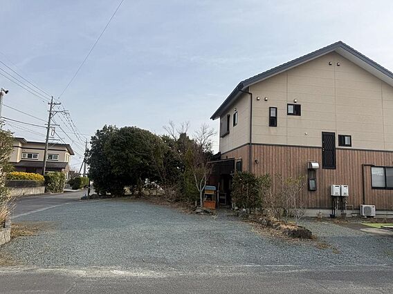 駐車場広々6台
