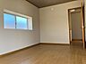 室内：2階　北西側の洋室