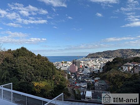 食堂横バルコニーからの眺望